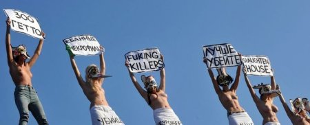 Ukraine : Femen défend Kiev's Zoo