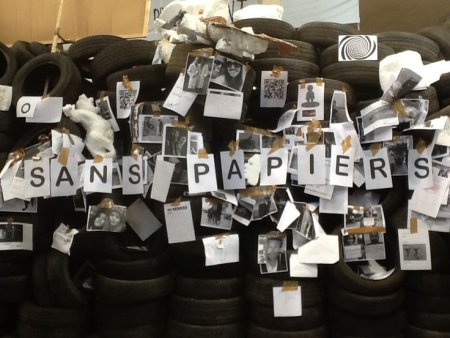 A l'expo Thomas Hirschorn, Palais de Tokyo Paris - une infiltration de notre workshop master CPEPC "Mots des autres"